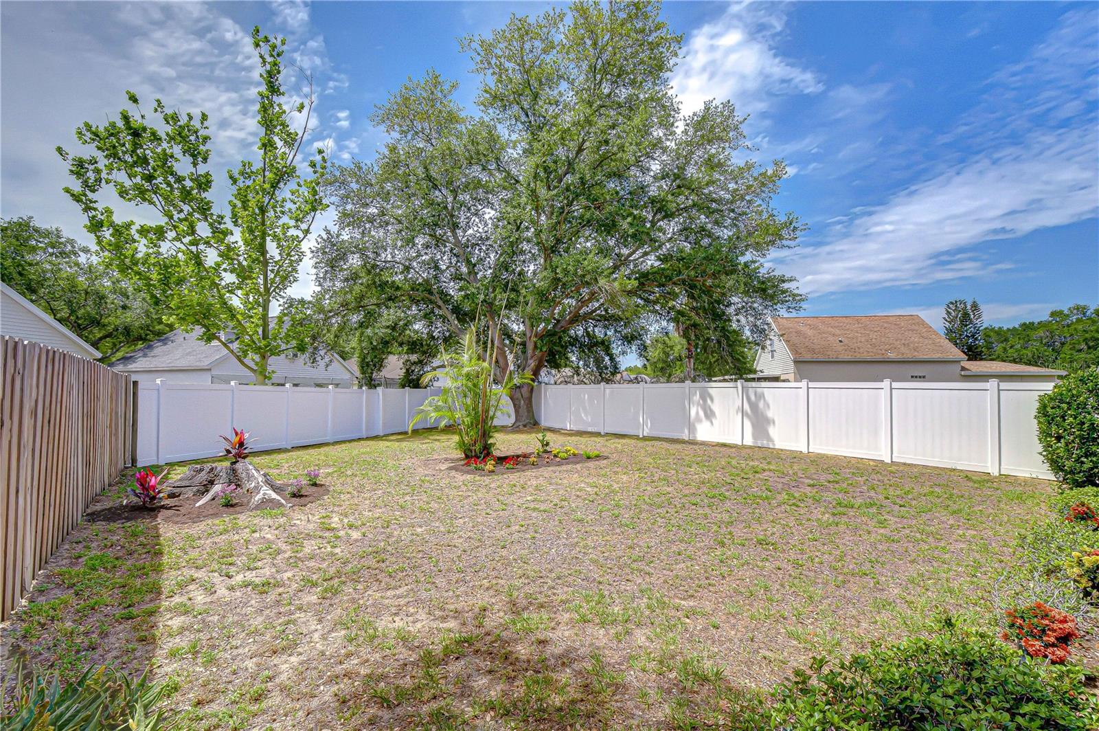 1721 TROPICANA WAY, VALRICO, FL, 33594