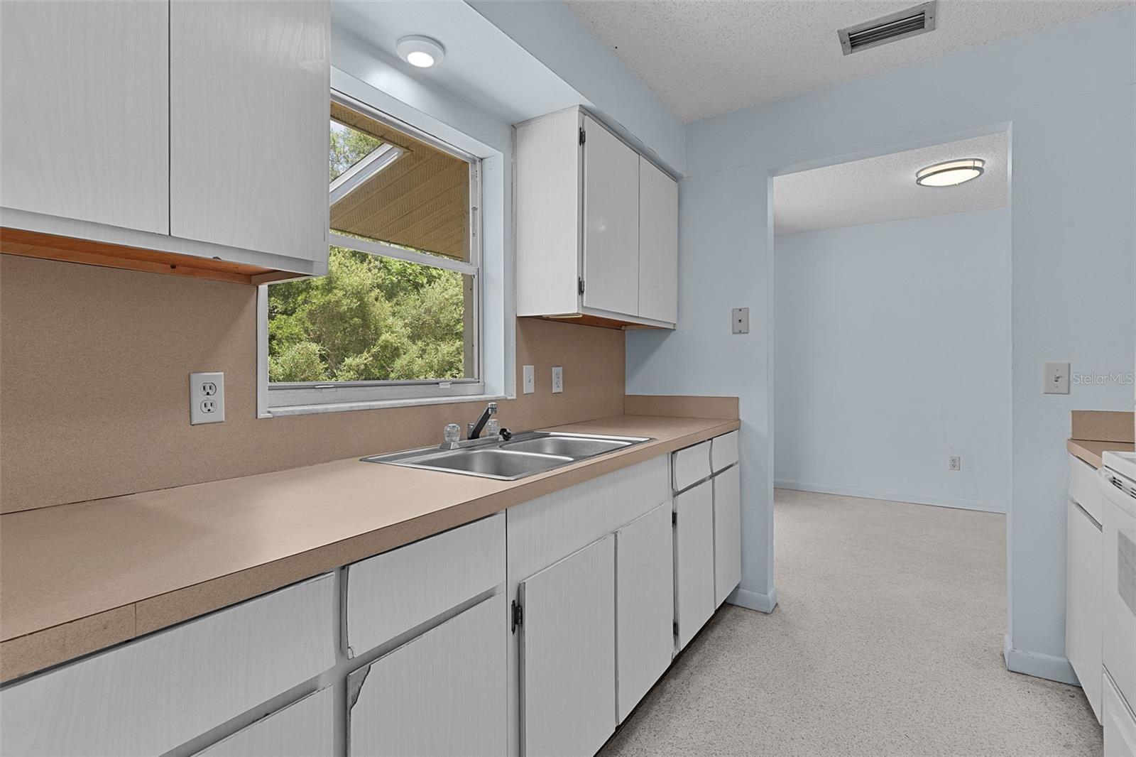 6908 FERN CIR, LEESBURG, FL, 34748