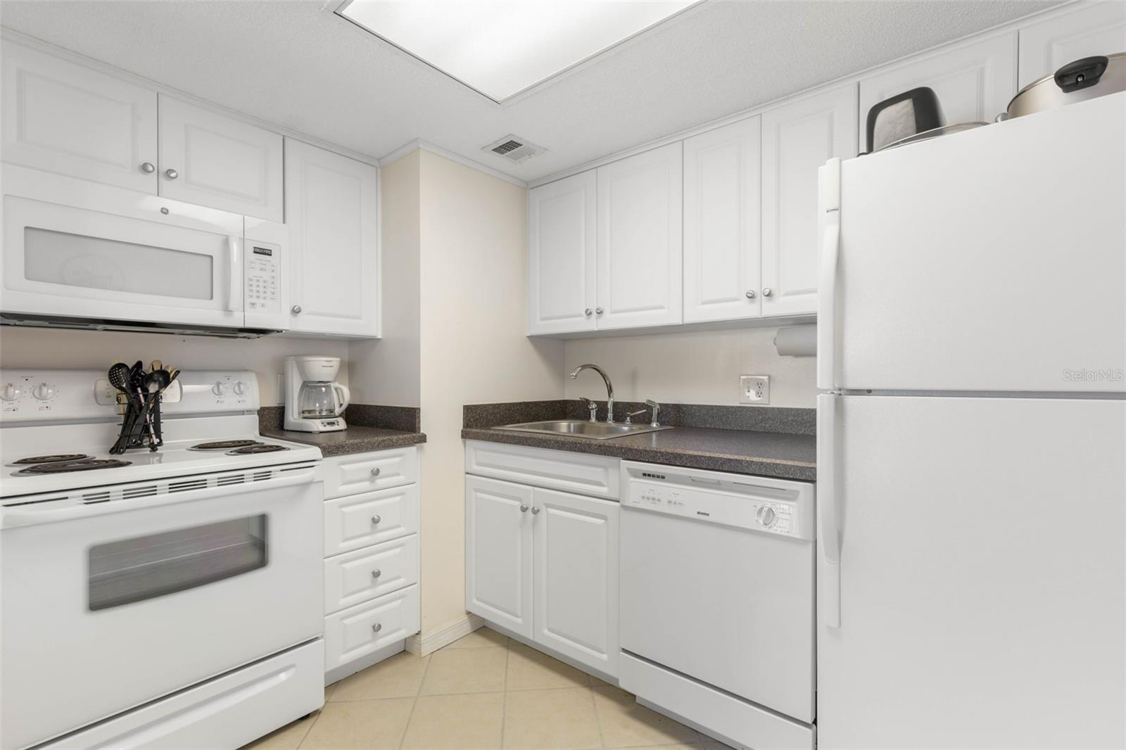 2700 OCEAN SHORE BLVD #316, ORMOND BEACH, FL, 32176
