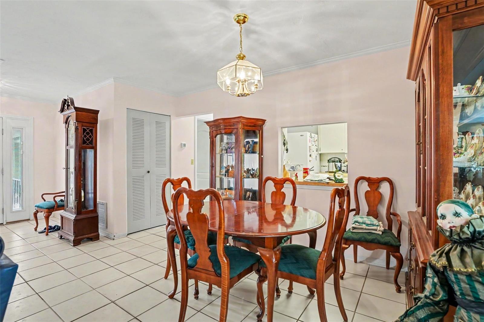 1703 NEW BEDFORD DR, SUN CITY CENTER, FL, 33573