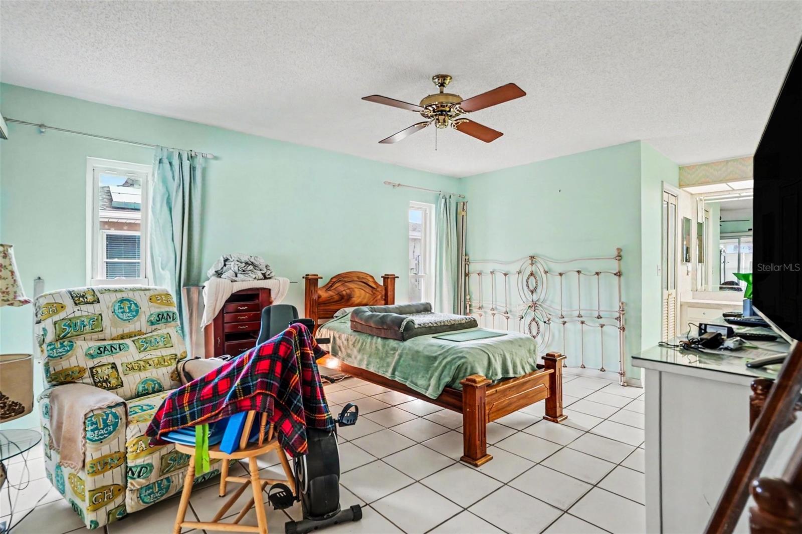 1703 NEW BEDFORD DR, SUN CITY CENTER, FL, 33573