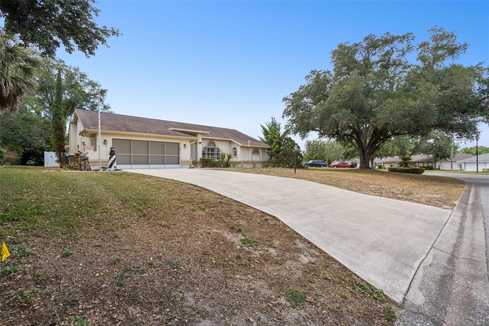 33939 VALENCIA DR, LEESBURG, FL, 34788