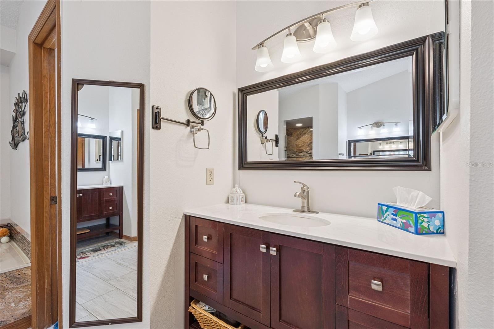 33939 VALENCIA DR, LEESBURG, FL, 34788