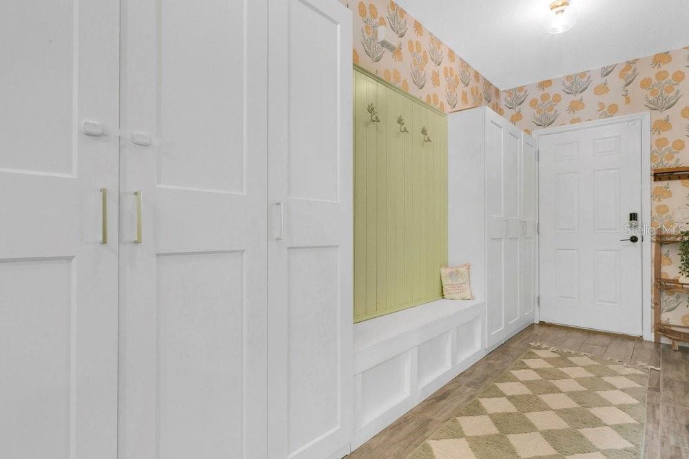 2042 1ST AVE, DELAND, FL, 32724