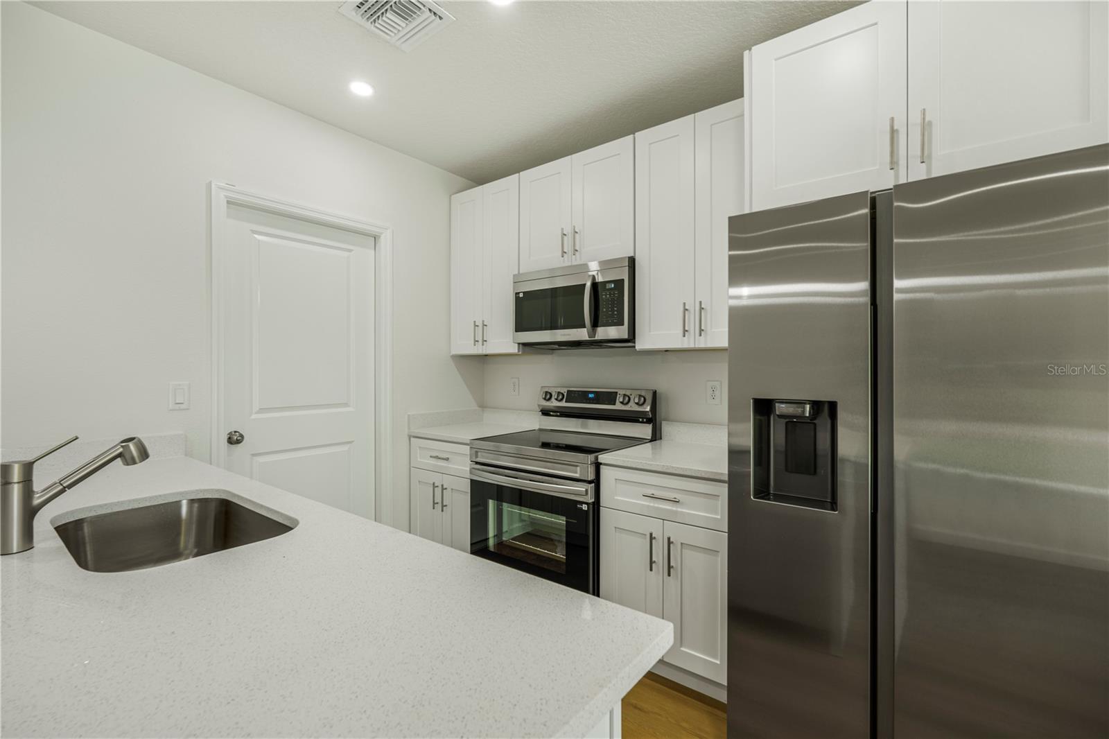 525-526 PINE LANE, EUSTIS, FL, 32726