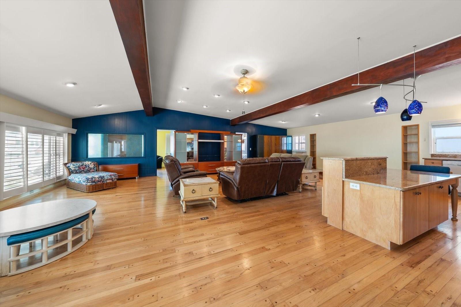 40 77TH AVE, TREASURE ISLAND, FL, 33706