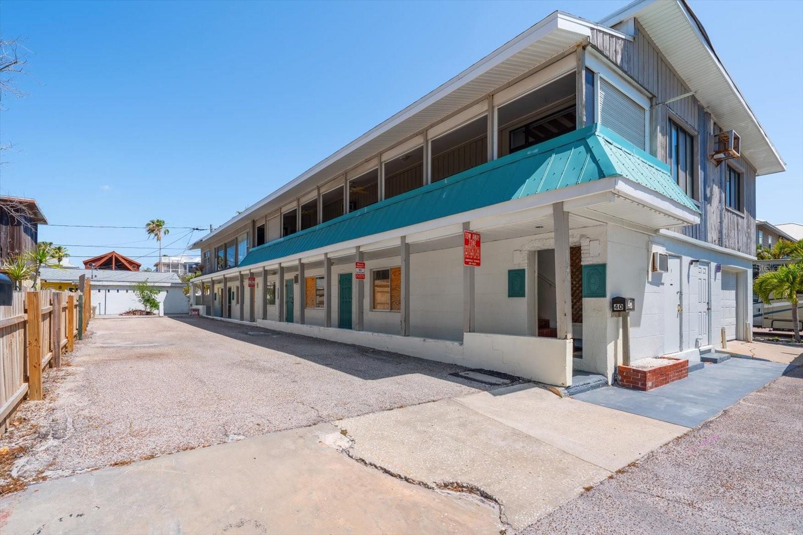 40 77TH AVE, TREASURE ISLAND, FL, 33706
