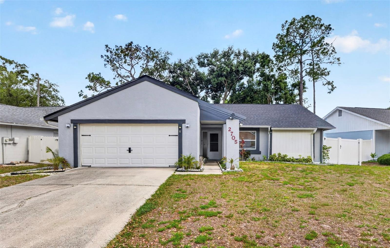 2705 LAKEVILLE DR, TAMPA, FL, 33618