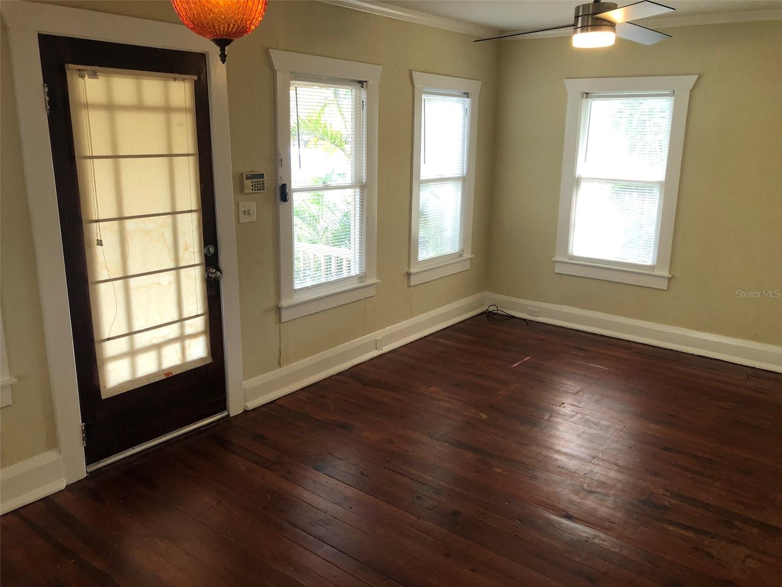 310 W GENESEE ST, TAMPA, FL, 33603