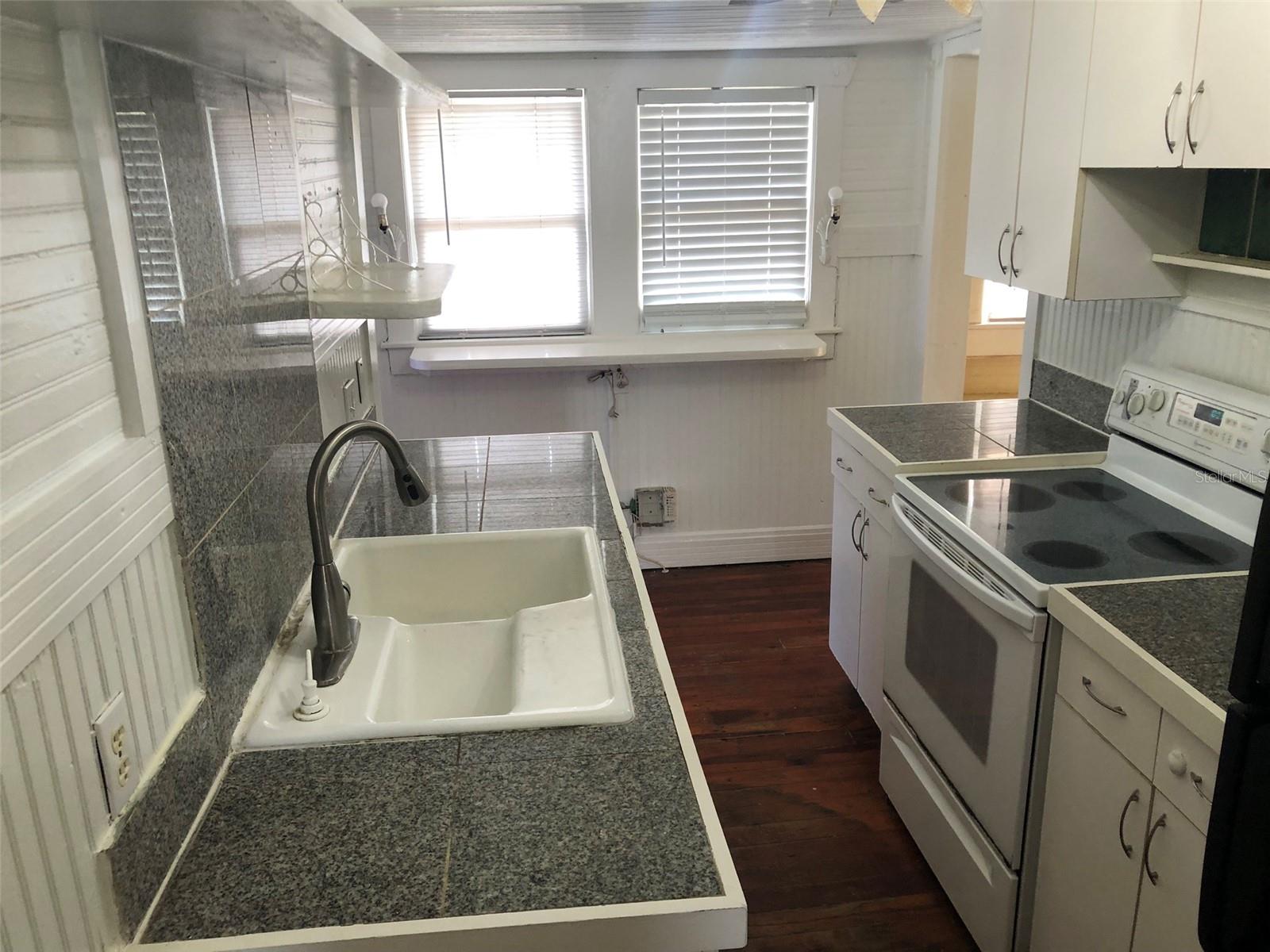 310 W GENESEE ST, TAMPA, FL, 33603