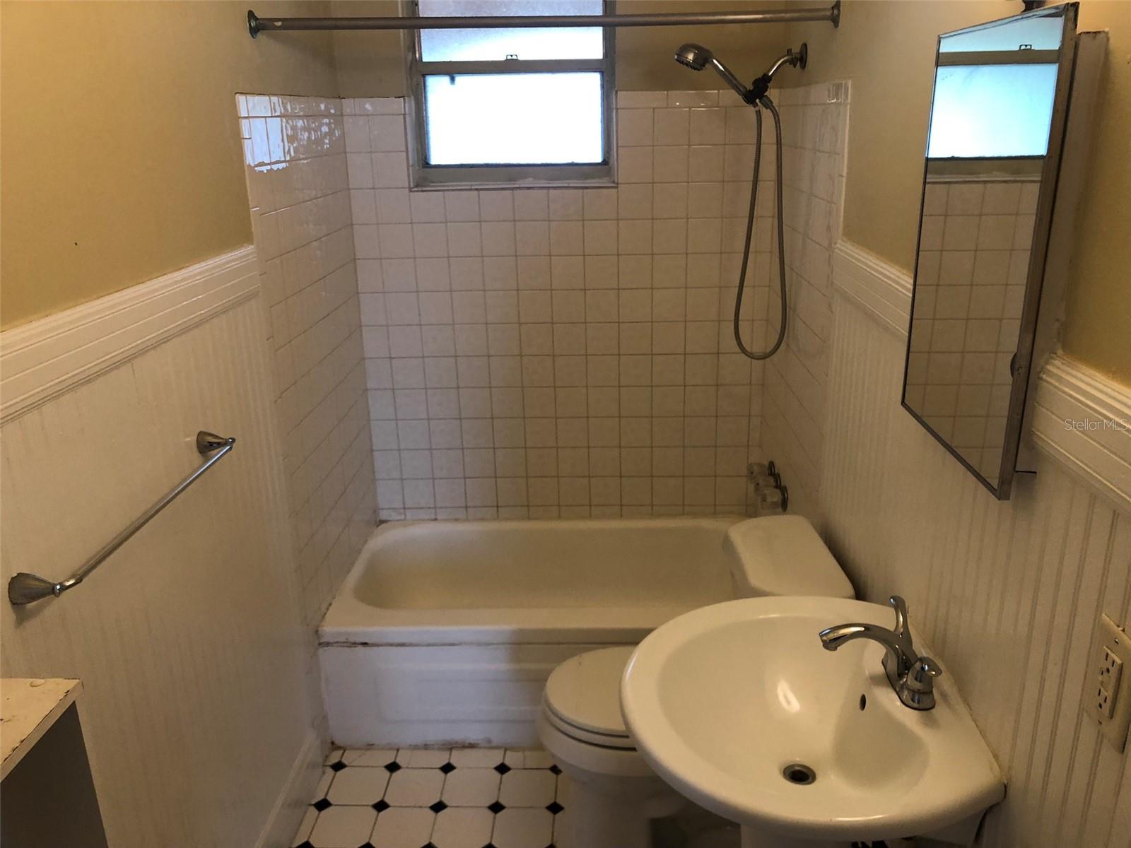 310 W GENESEE ST, TAMPA, FL, 33603