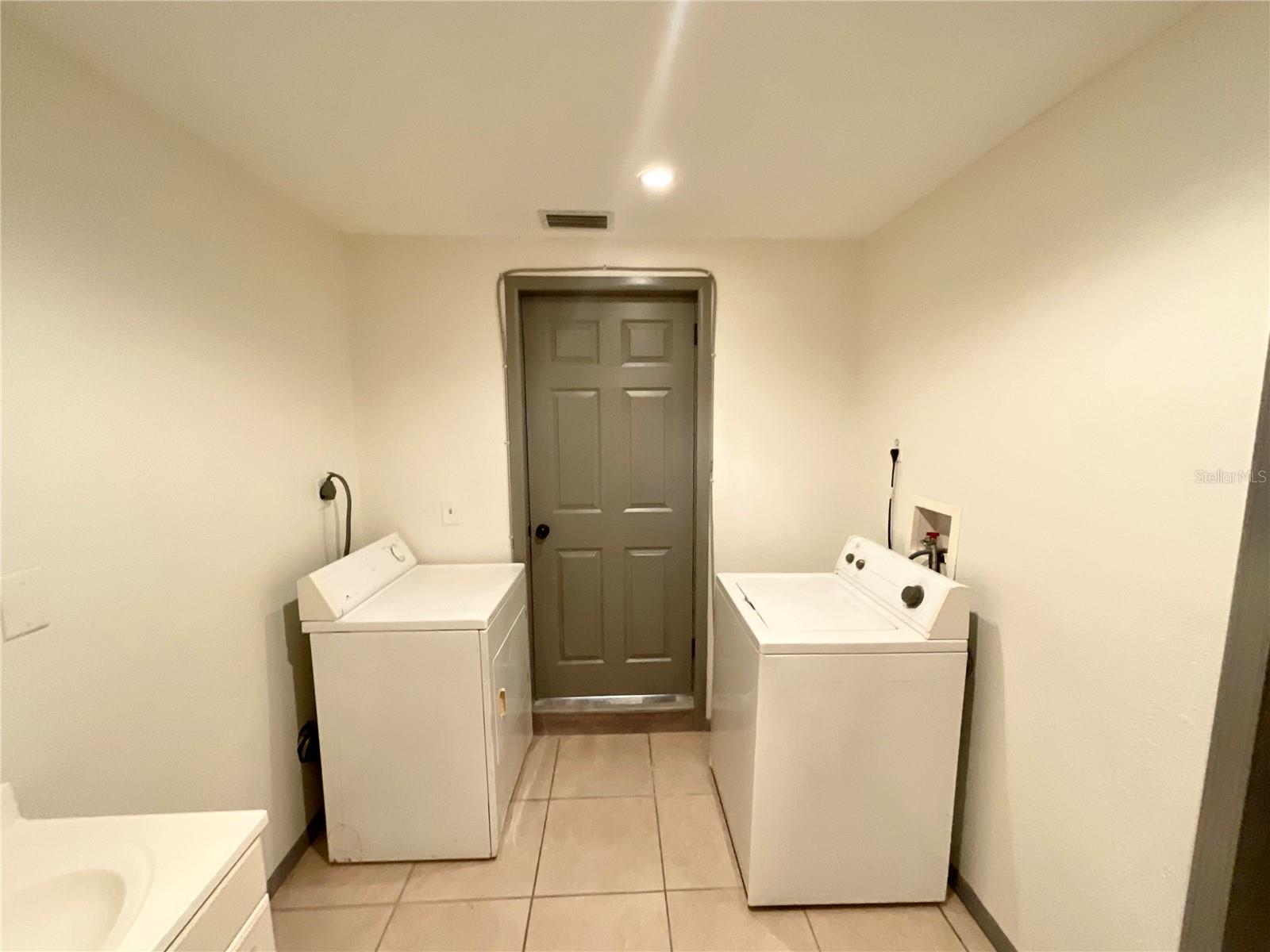 1145 7TH ST N, SAFETY HARBOR, FL, 34695