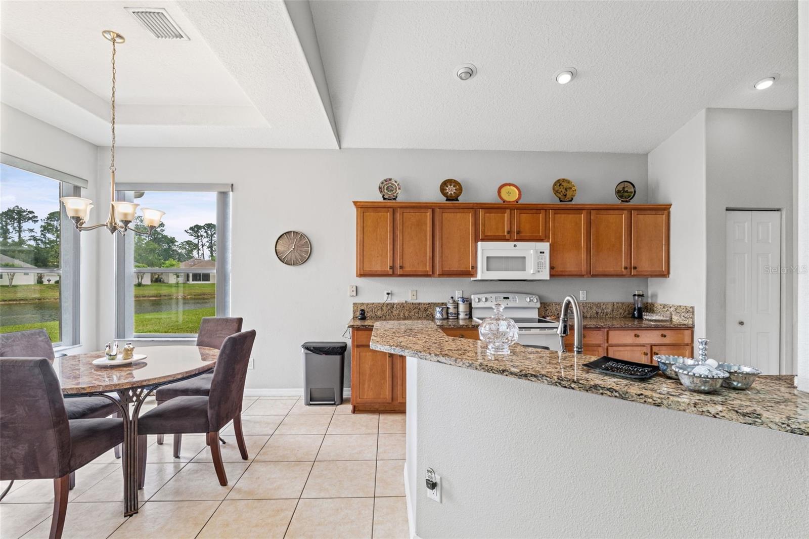 15 ROYALE LN, PALM COAST, FL, 32164