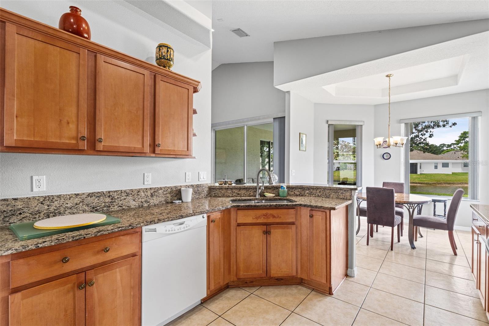 15 ROYALE LN, PALM COAST, FL, 32164