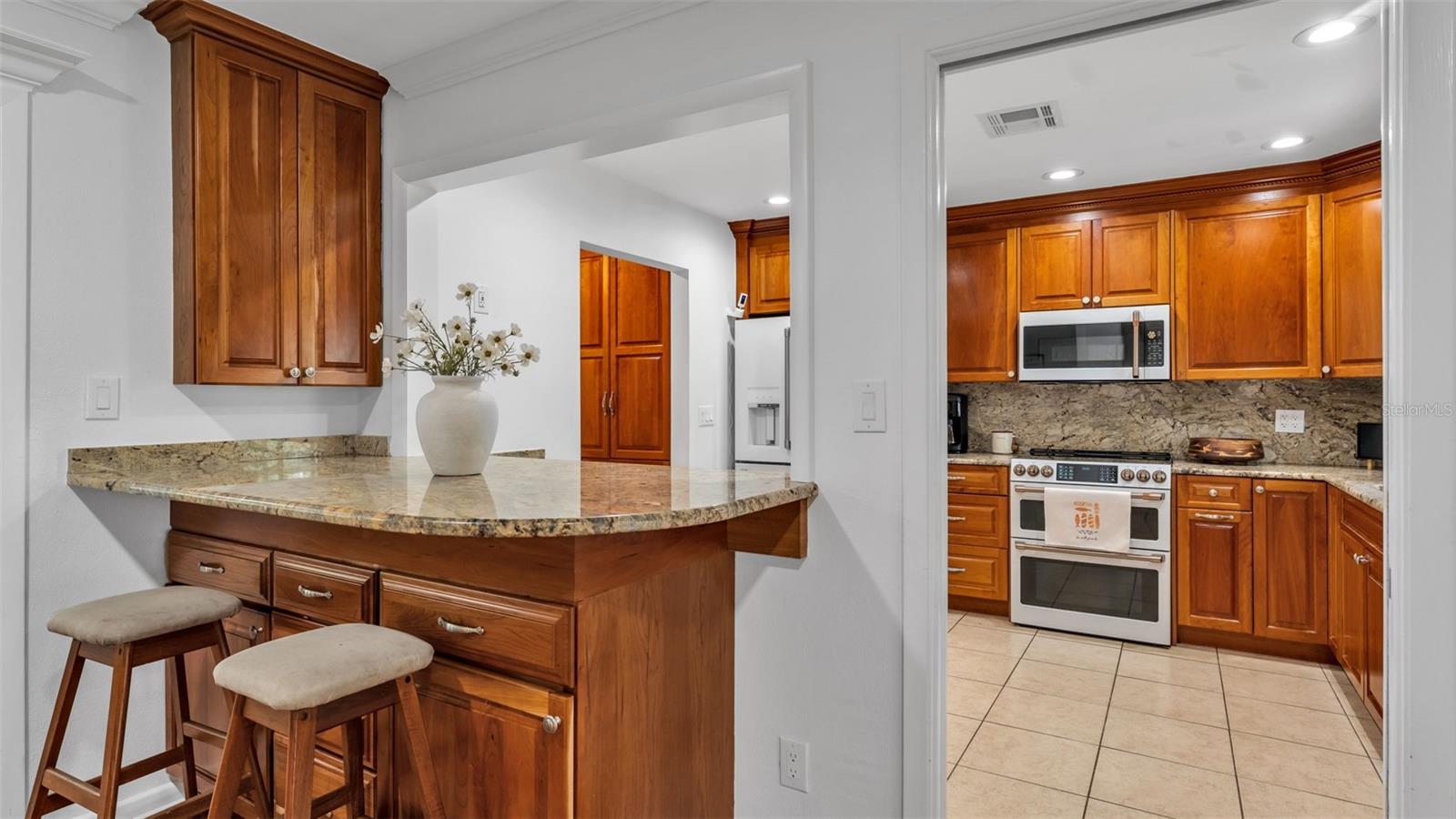 4216 FOREST HILLS DR, LAKELAND, FL, 33813