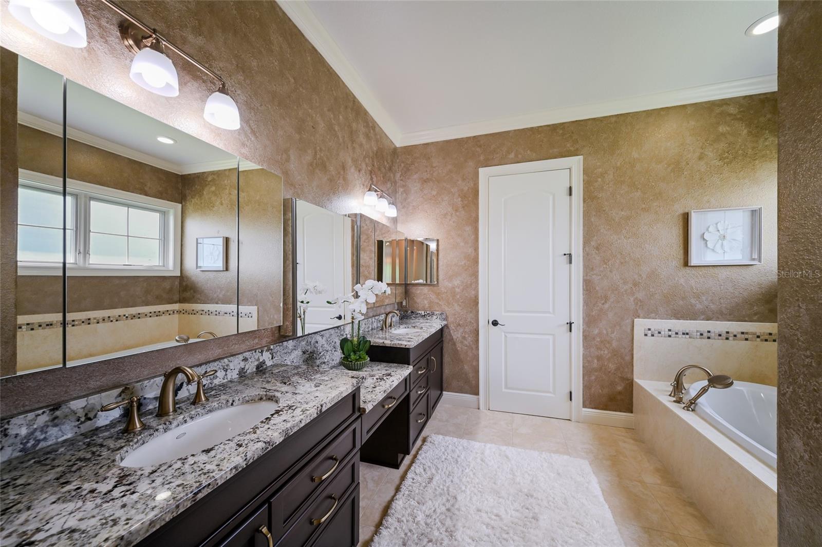 14902 17TH AVE E, BRADENTON, FL, 34212