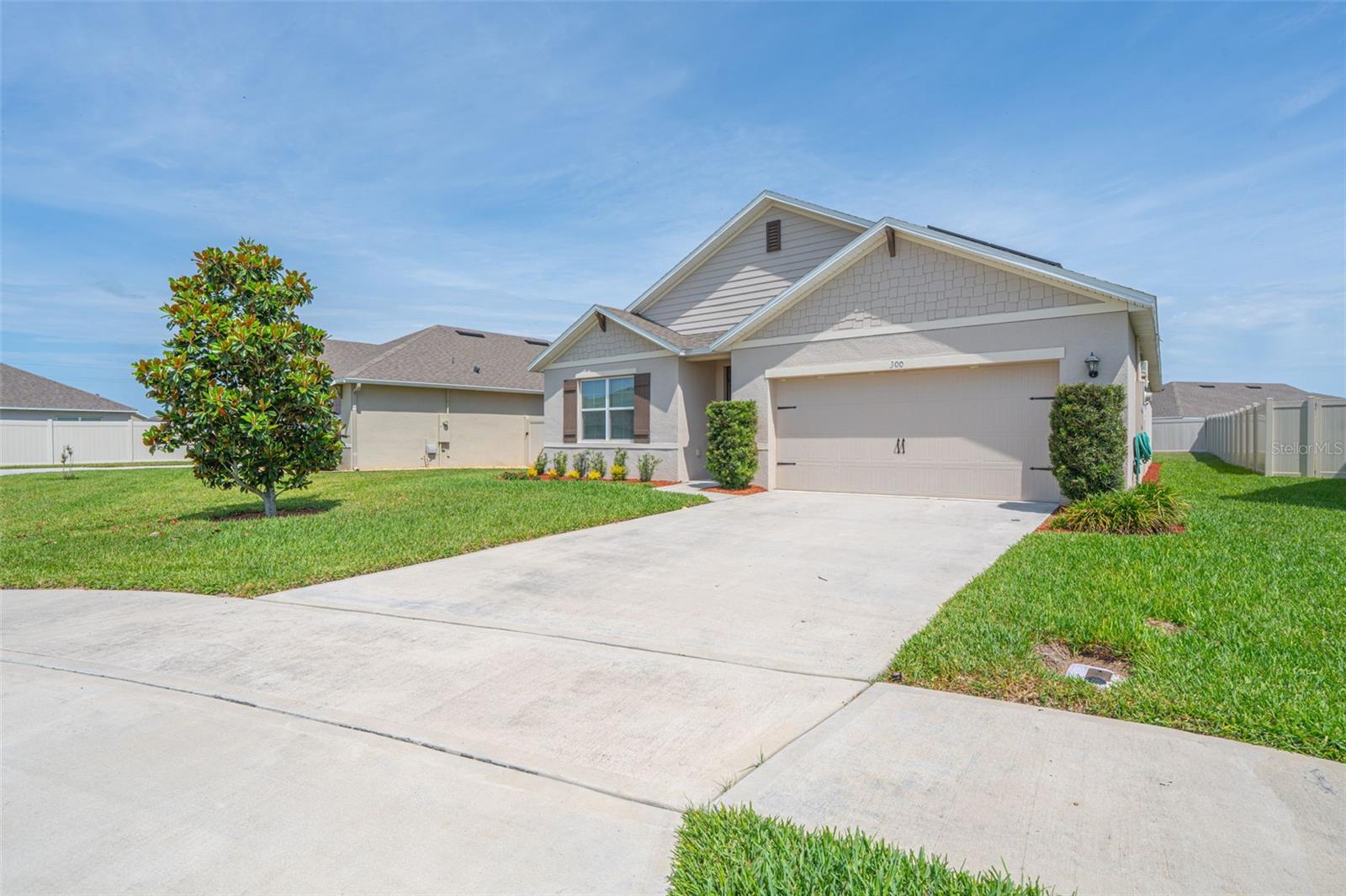 300 WINGED ELM DR, DEBARY, FL, 32713
