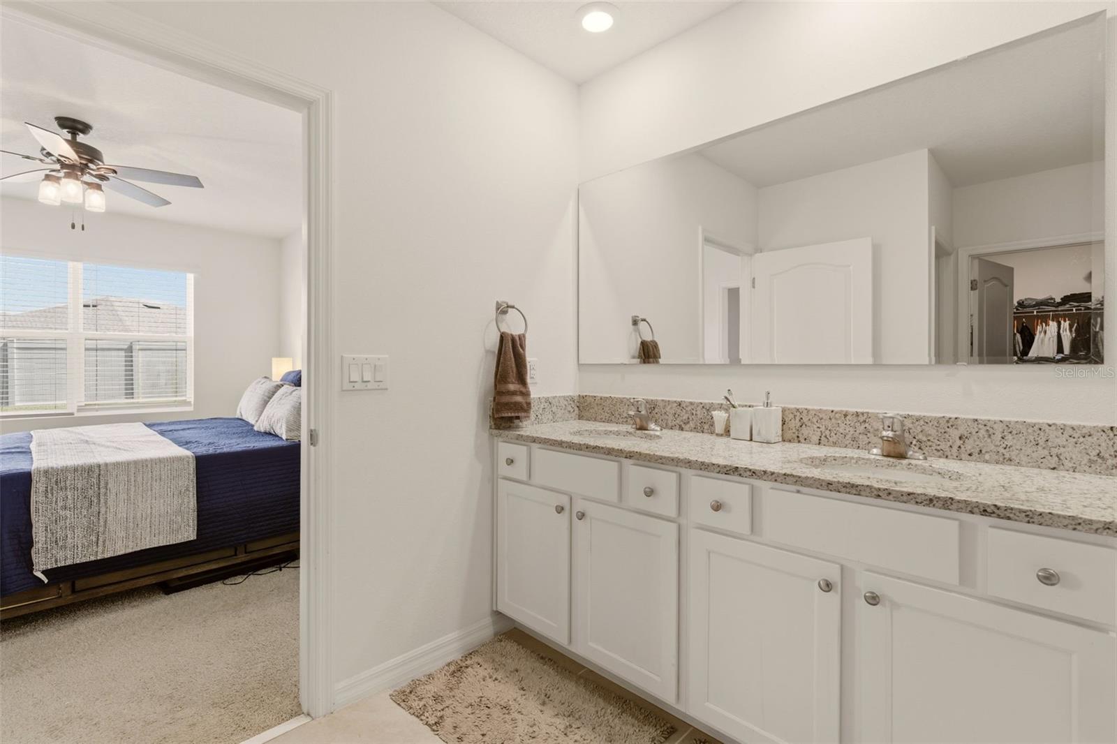 300 WINGED ELM DR, DEBARY, FL, 32713