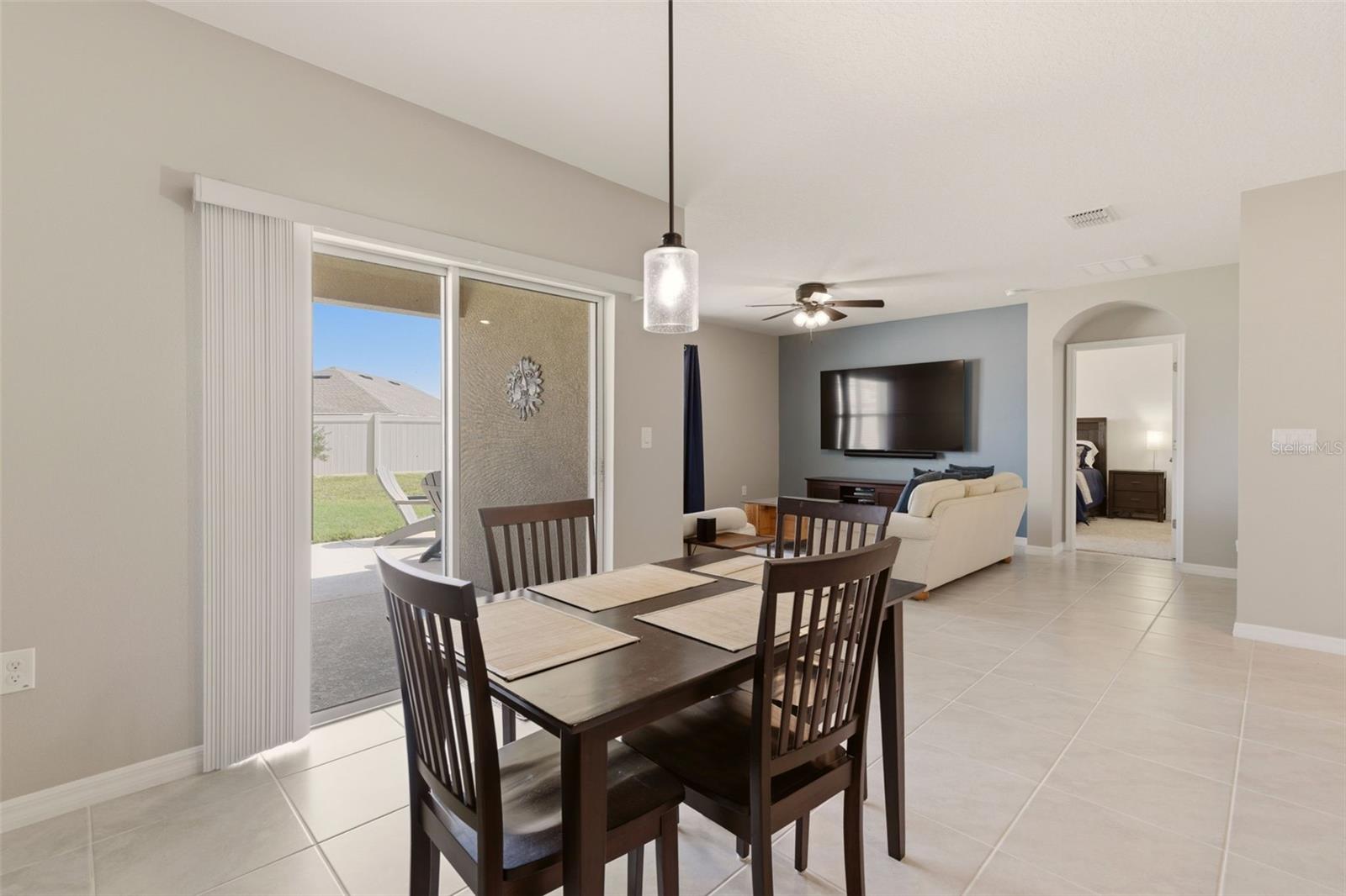 300 WINGED ELM DR, DEBARY, FL, 32713