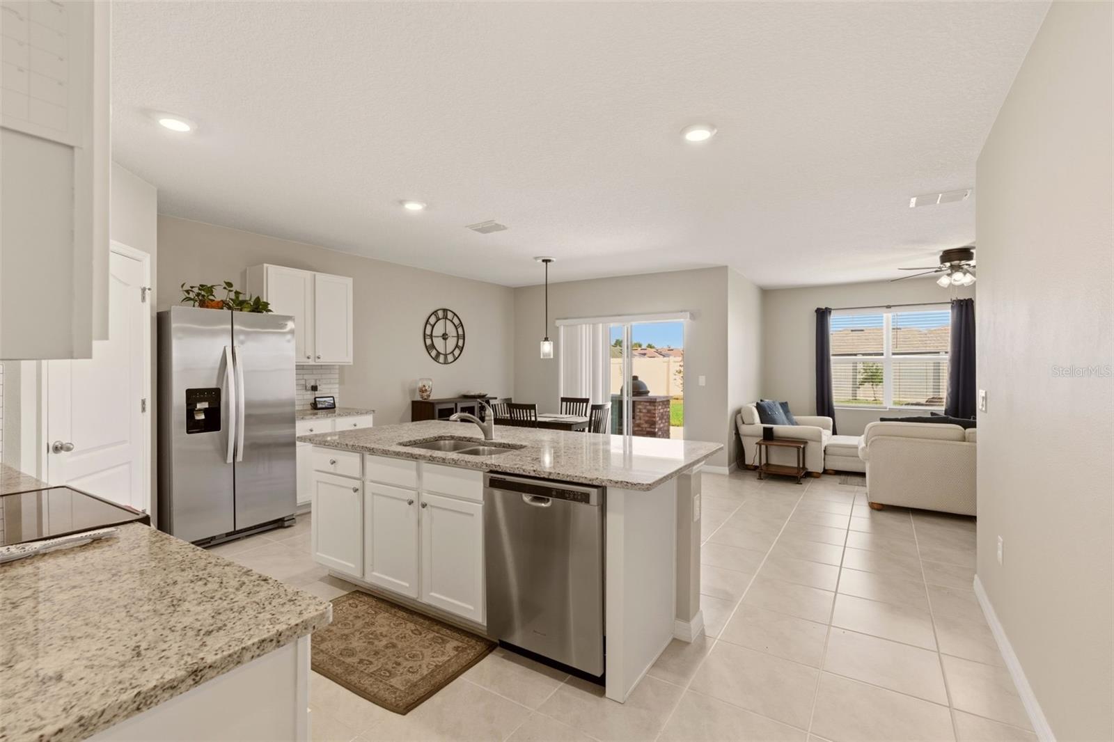 300 WINGED ELM DR, DEBARY, FL, 32713