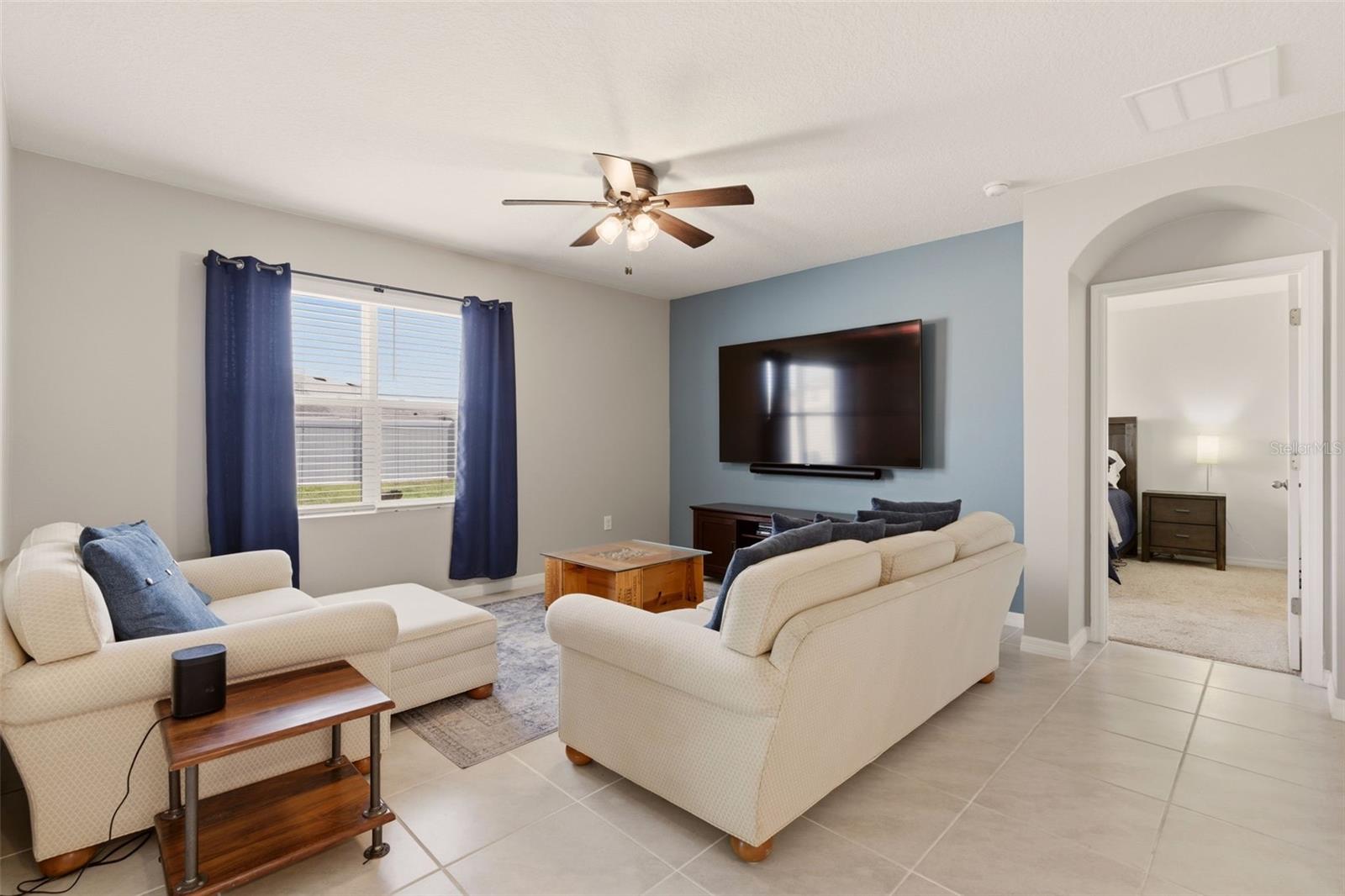 300 WINGED ELM DR, DEBARY, FL, 32713