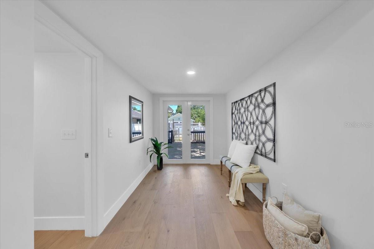 1110 12TH ST N, ST PETERSBURG, FL, 33705