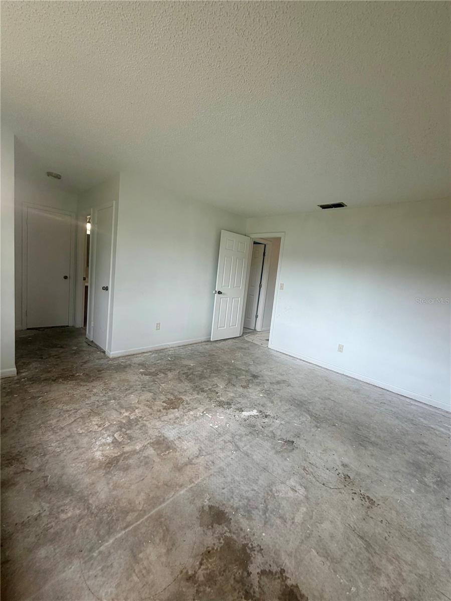 9328 SE MARICAMP RD, OCALA, FL, 34472