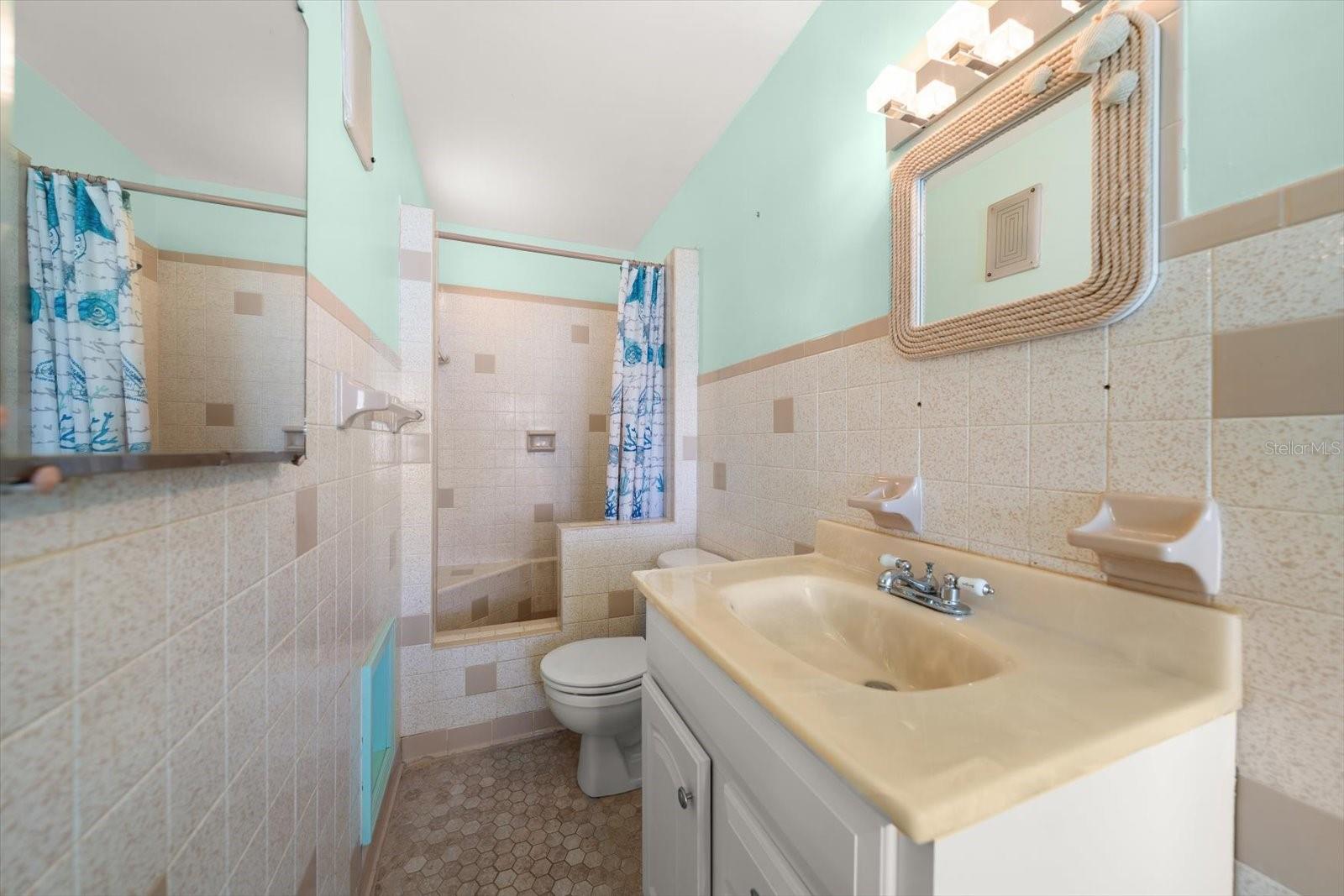 40 77TH AVE, TREASURE ISLAND, FL, 33706