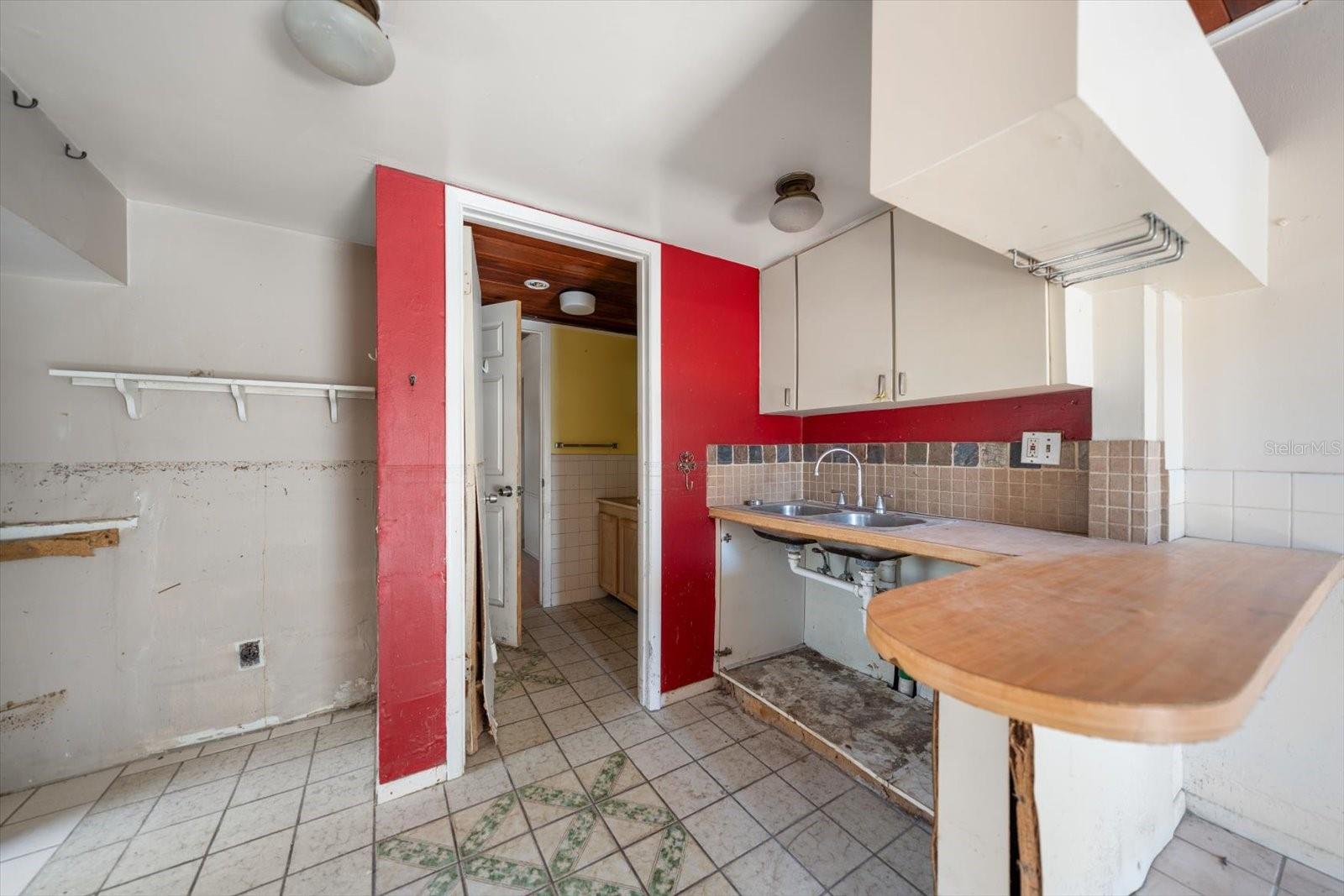 40 77TH AVE, TREASURE ISLAND, FL, 33706