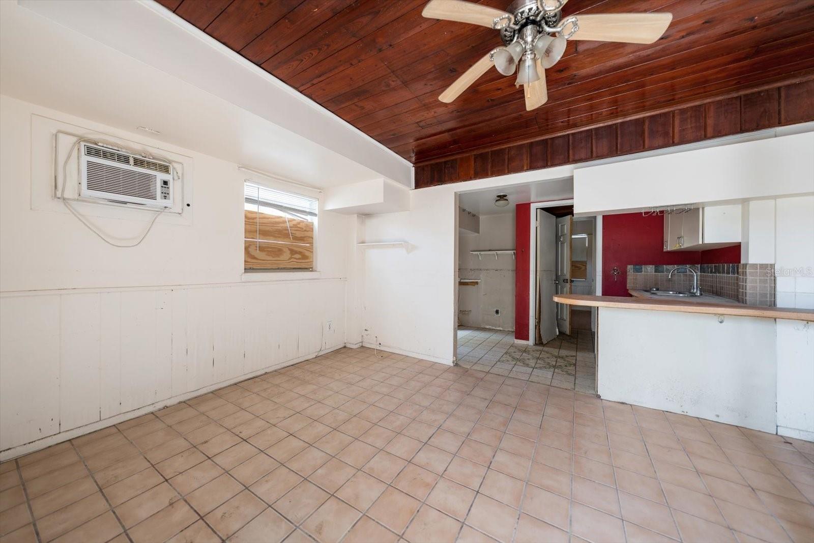 40 77TH AVE, TREASURE ISLAND, FL, 33706