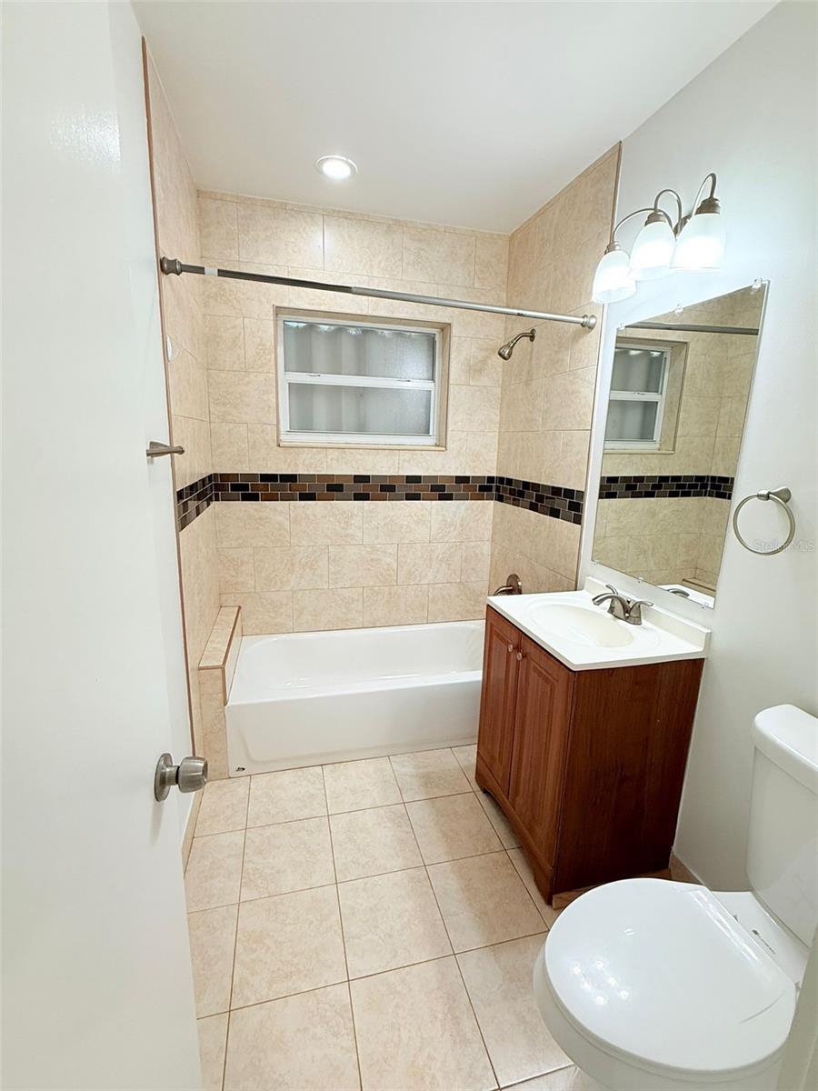 2300 SW 24 ST, MIAMI, FL, 33145