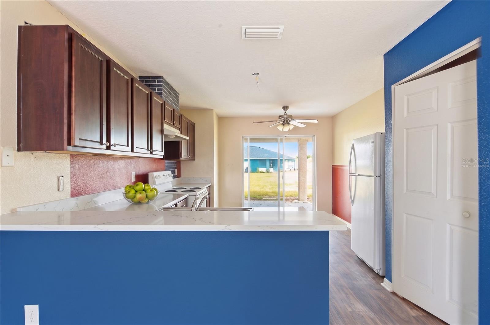 1520 9TH ST SE, RUSKIN, FL, 33570