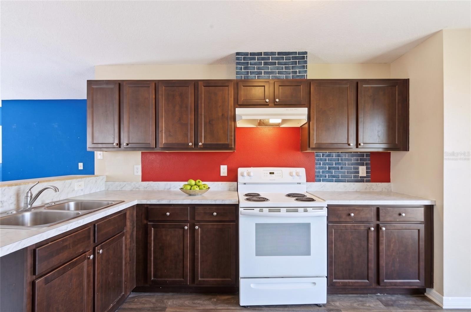1520 9TH ST SE, RUSKIN, FL, 33570