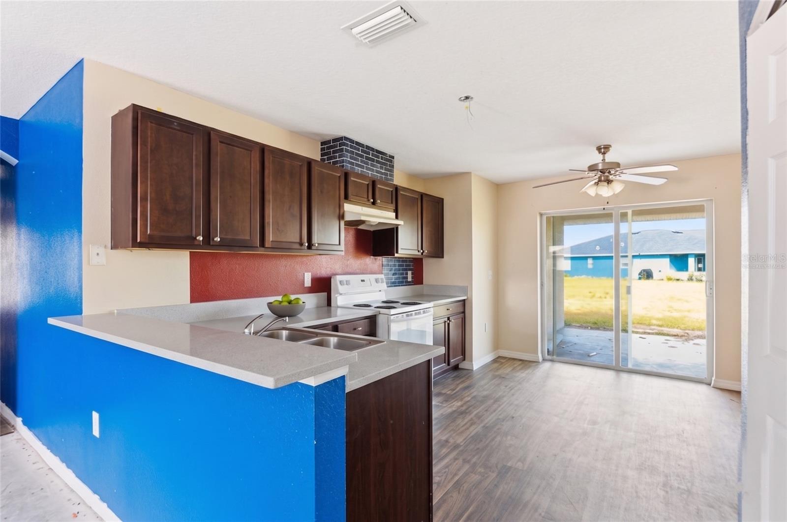 1520 9TH ST SE, RUSKIN, FL, 33570