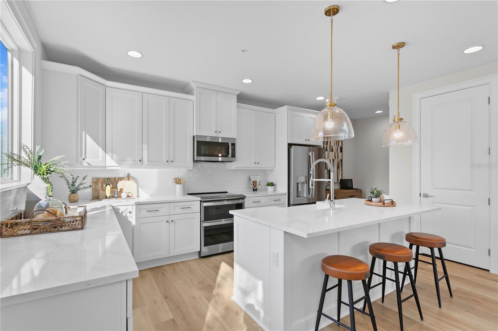 208 W FRANCES AVE #3, TAMPA, FL, 33602