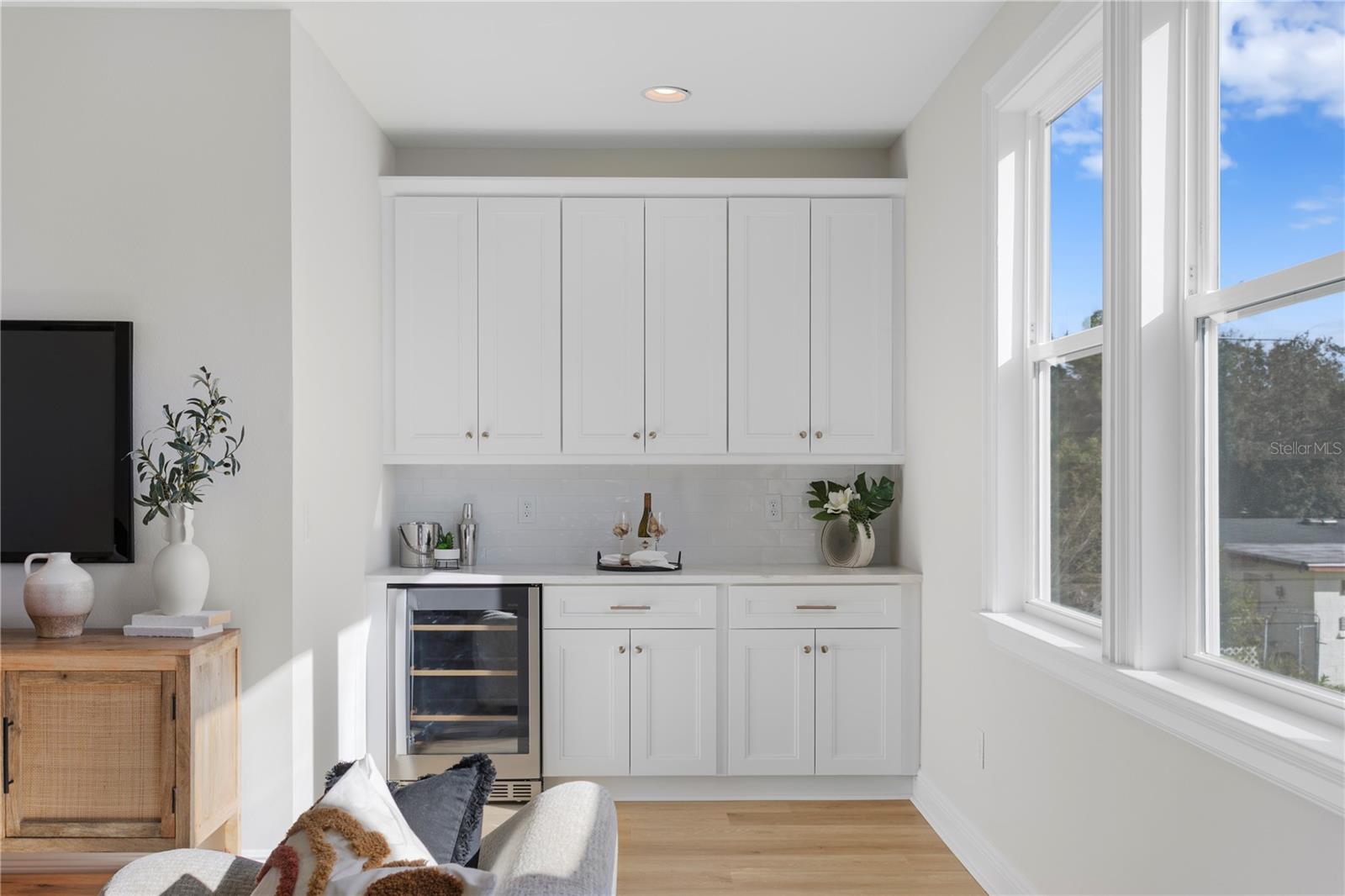 208 W FRANCES AVE #3, TAMPA, FL, 33602