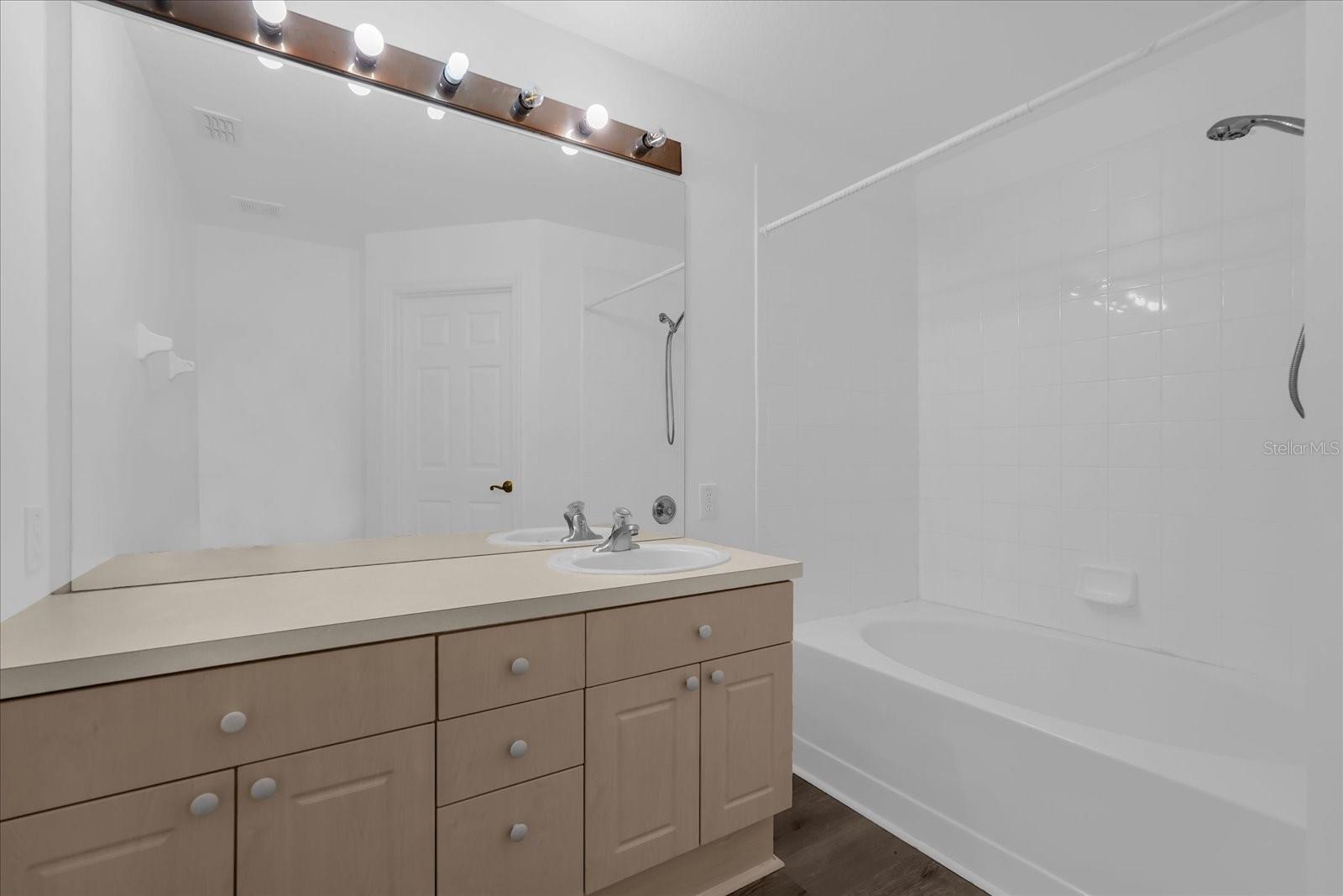 2403 SILVER PALM DR, KISSIMMEE, FL, 34747
