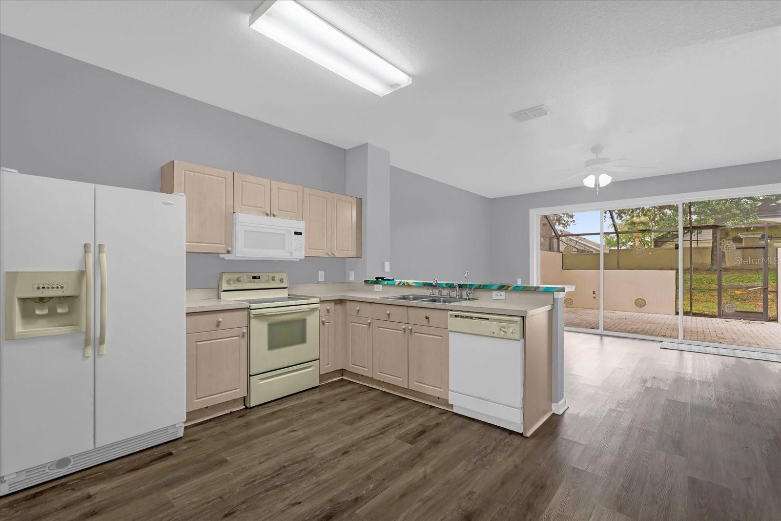 2403 SILVER PALM DR, KISSIMMEE, FL, 34747