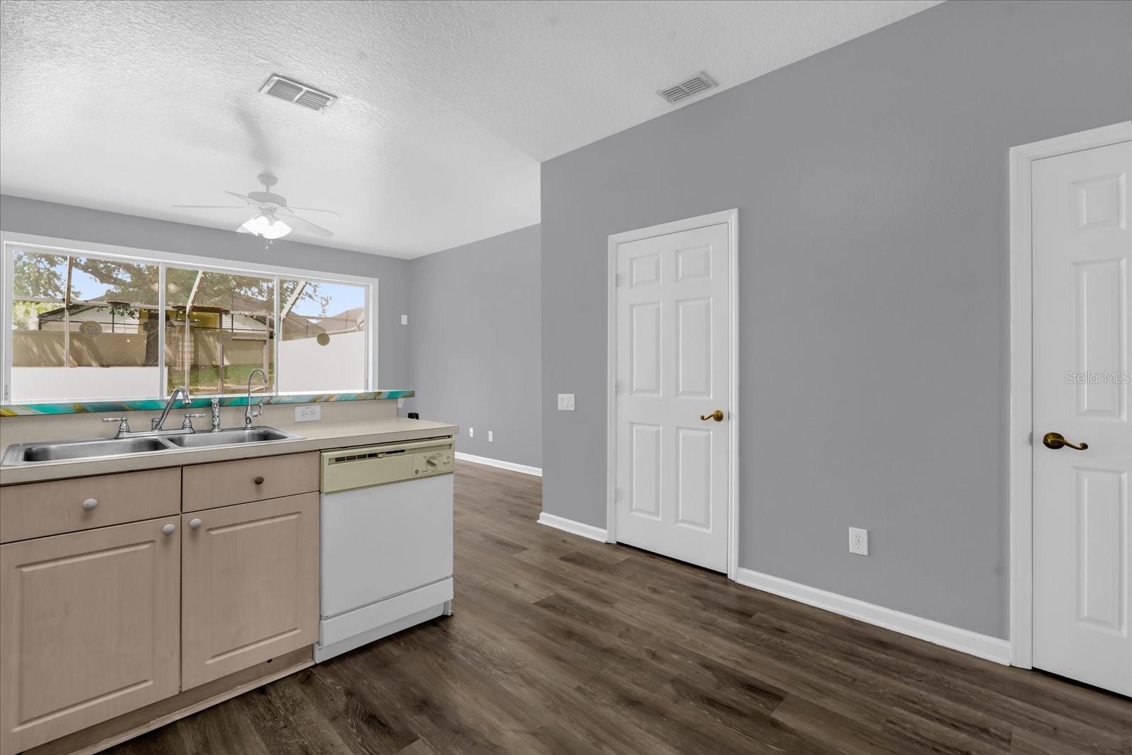 2403 SILVER PALM DR, KISSIMMEE, FL, 34747
