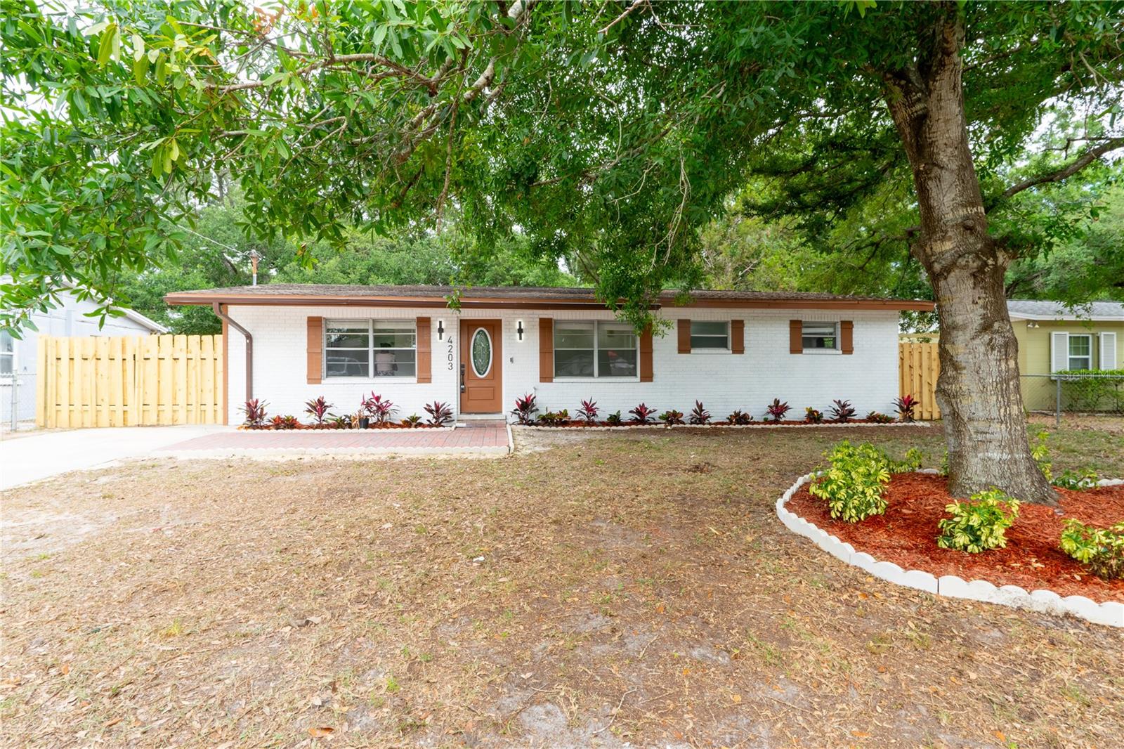 4203 FAWN CIR, TAMPA, FL, 33610