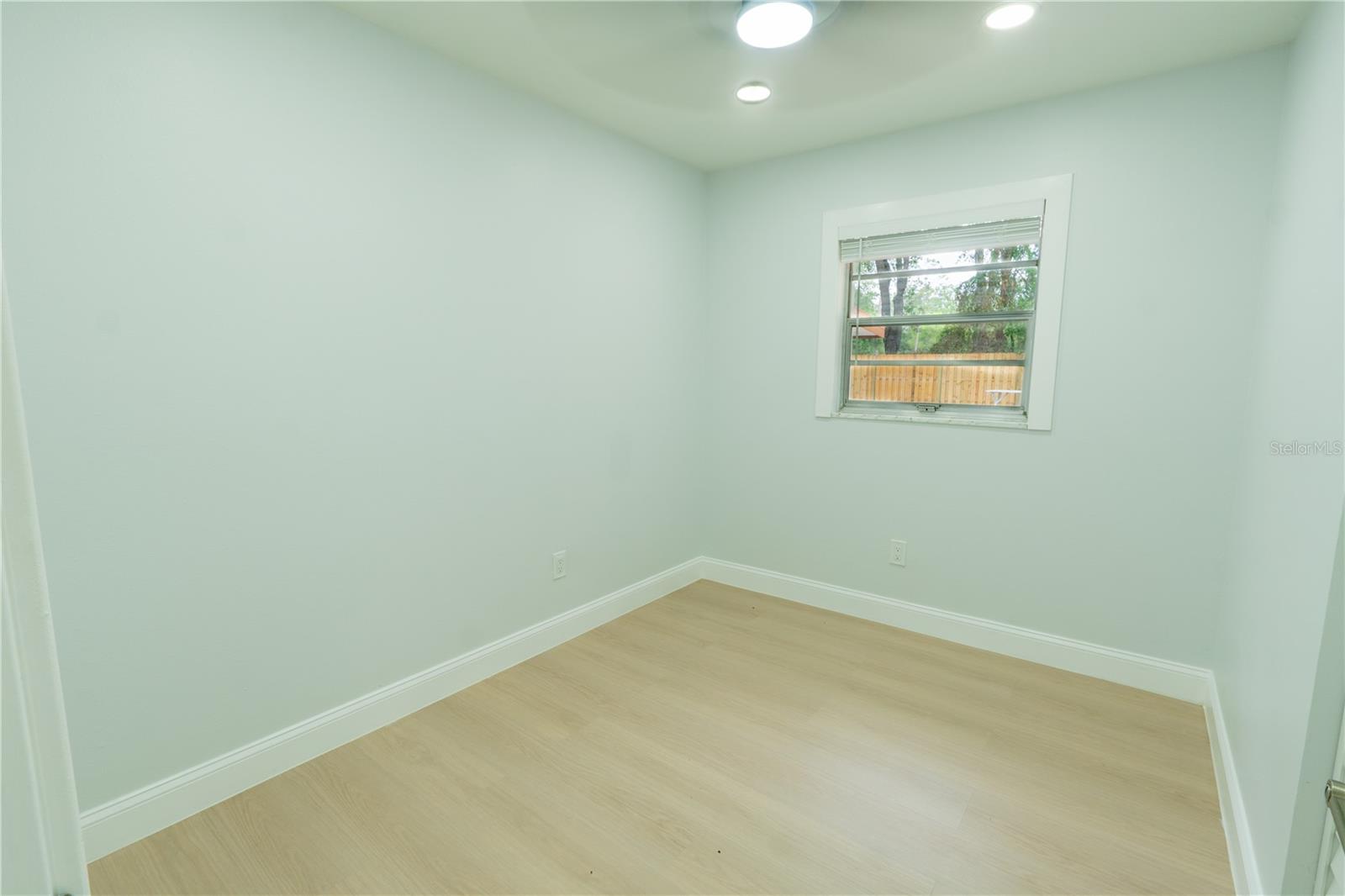 4203 FAWN CIR, TAMPA, FL, 33610