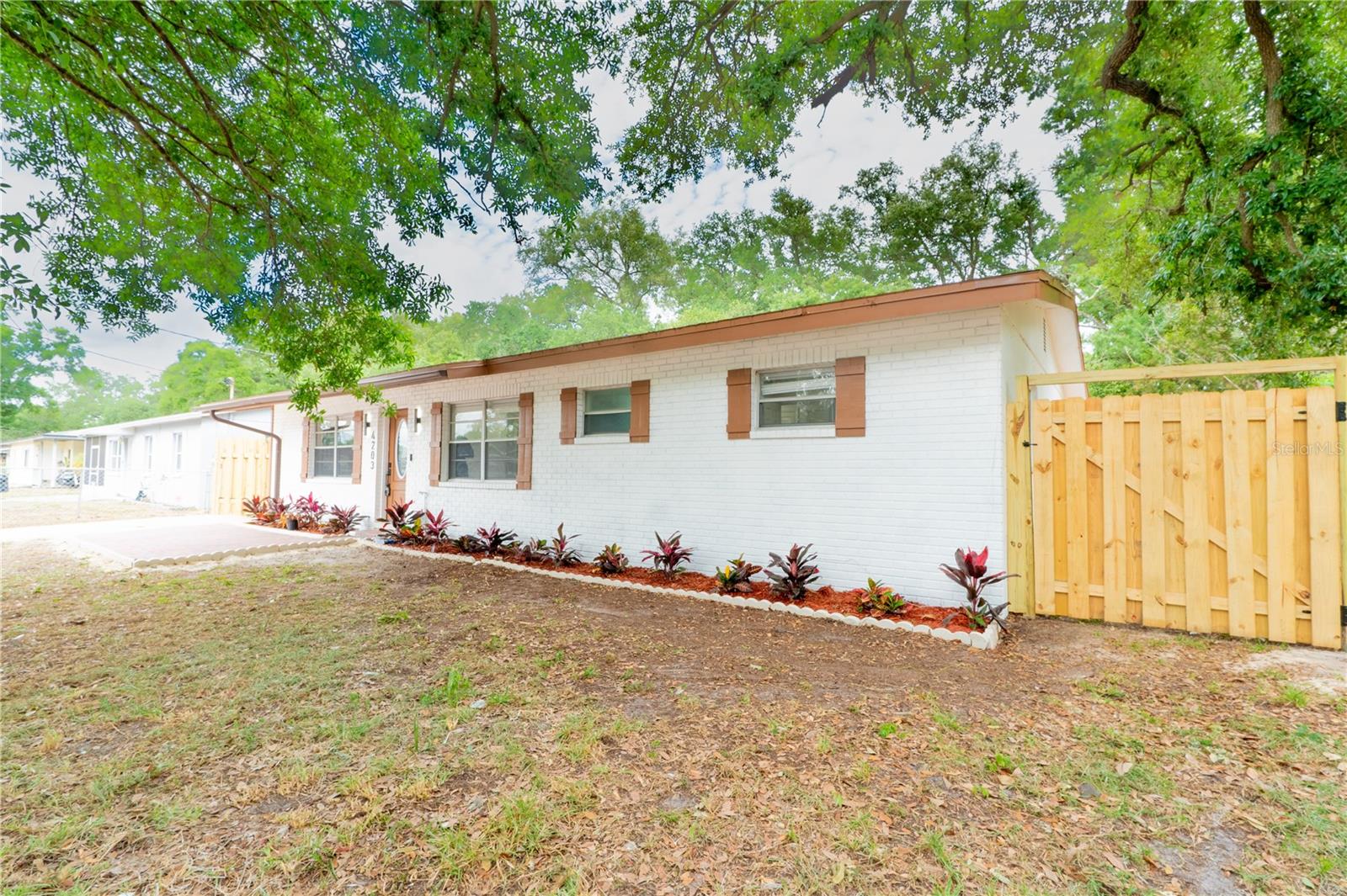 4203 FAWN CIR, TAMPA, FL, 33610