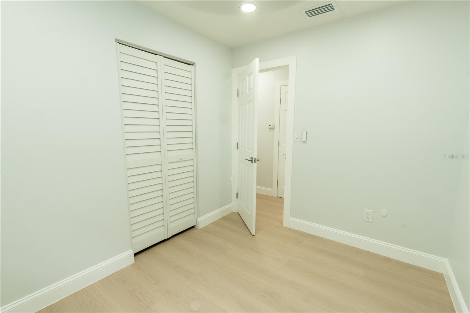 4203 FAWN CIR, TAMPA, FL, 33610