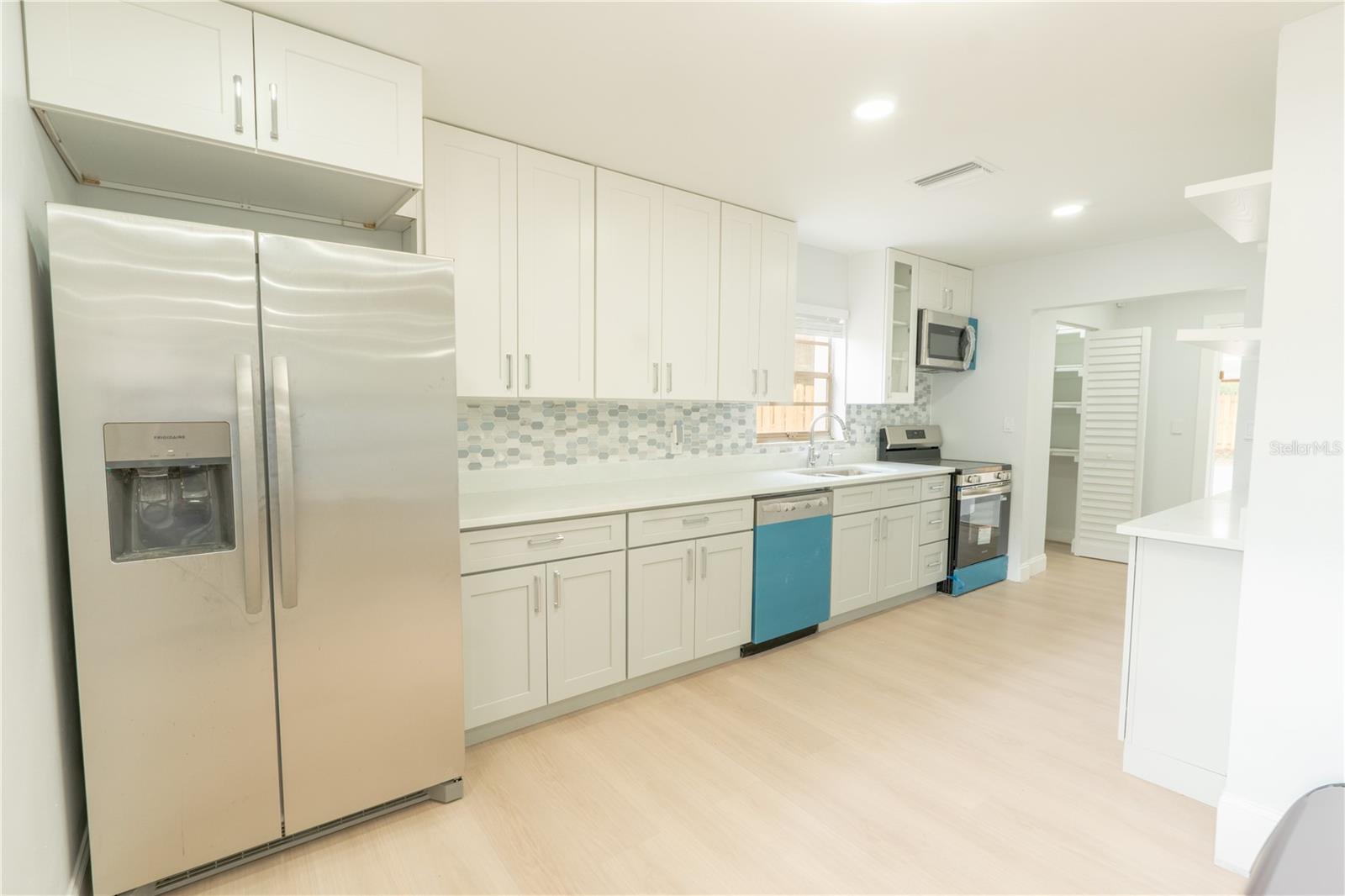 4203 FAWN CIR, TAMPA, FL, 33610
