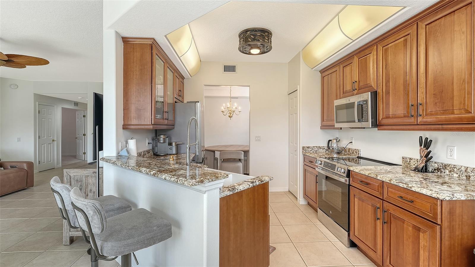 4469 CINNAMON DR #2505, SARASOTA, FL, 34238