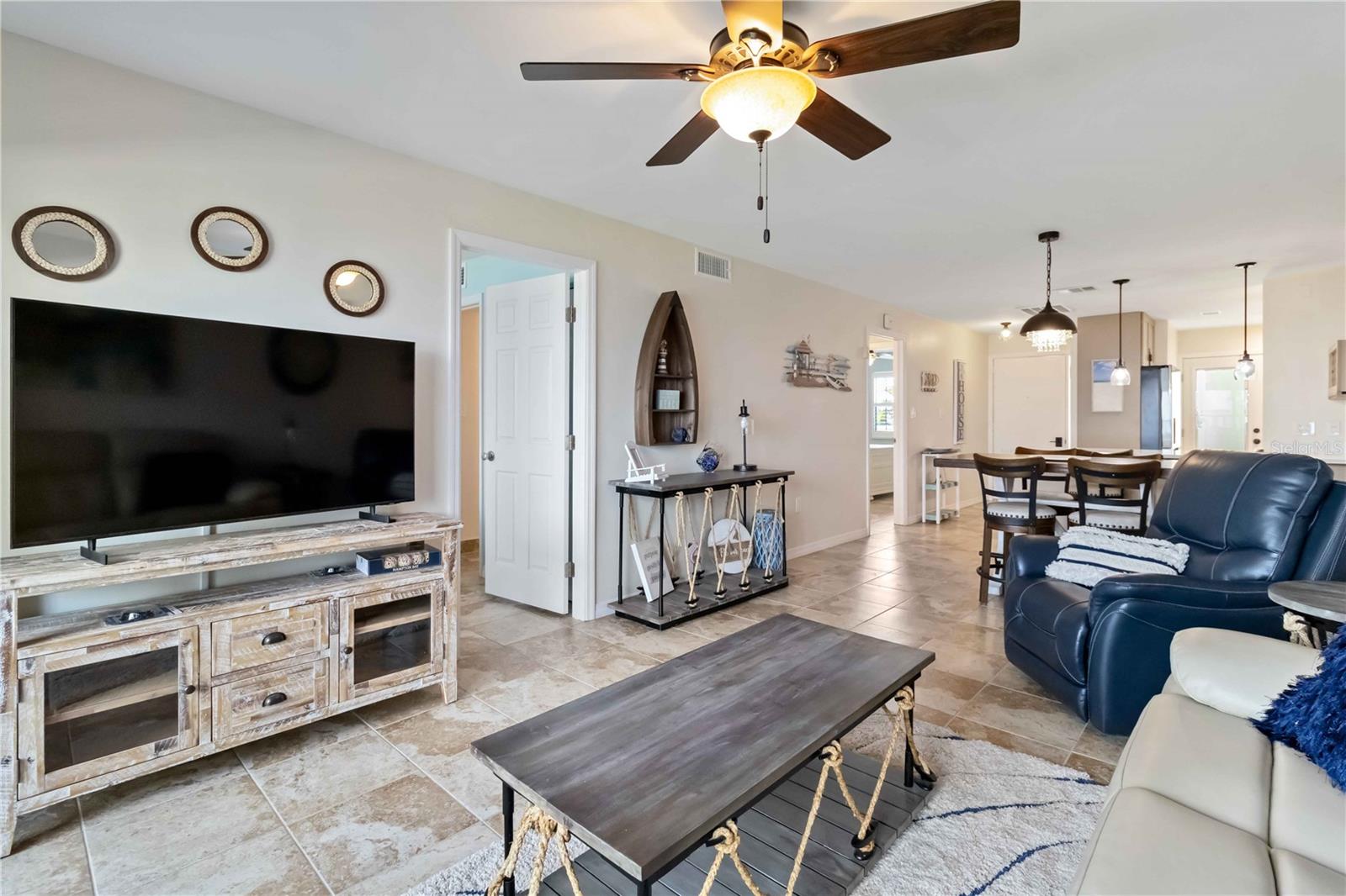 1500 PARK BEACH CIR #2F, PUNTA GORDA, FL, 33950
