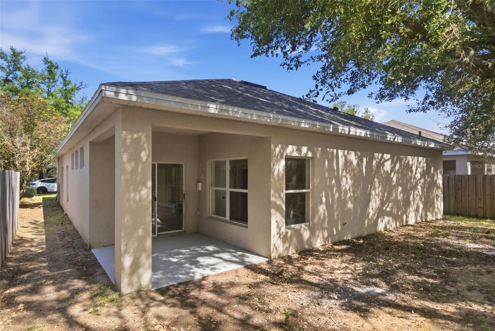 1212 LONGVILLE CIR, TAVARES, FL, 32778