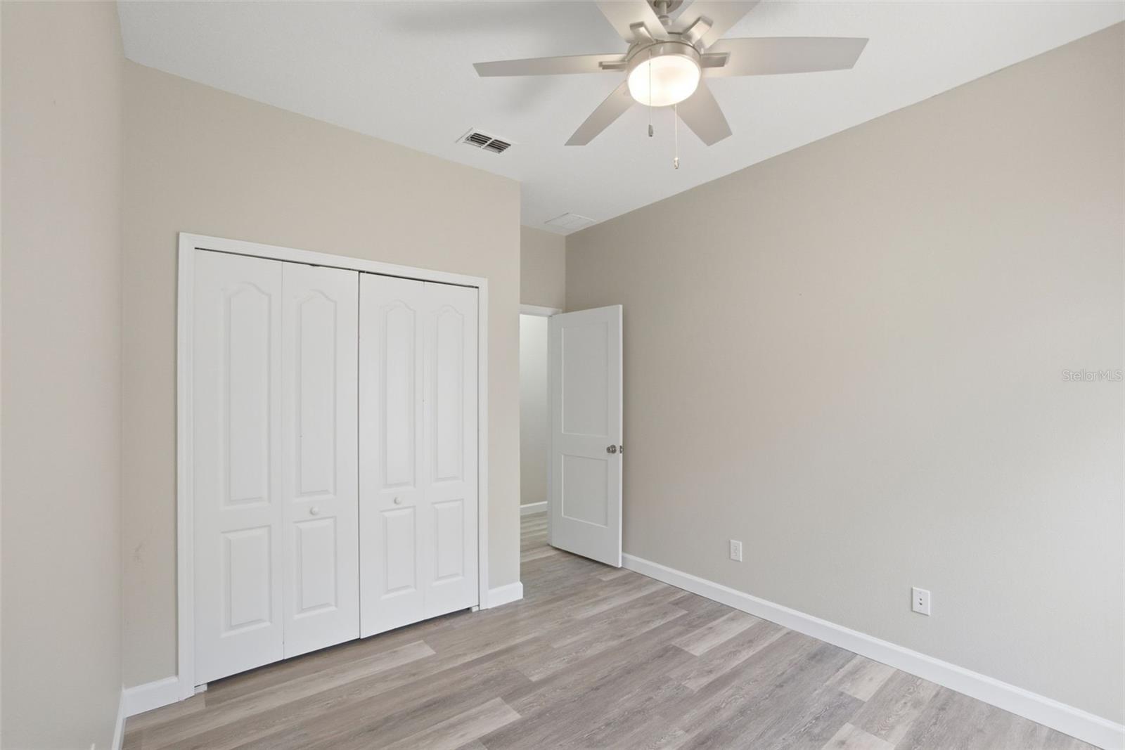 1212 LONGVILLE CIR, TAVARES, FL, 32778
