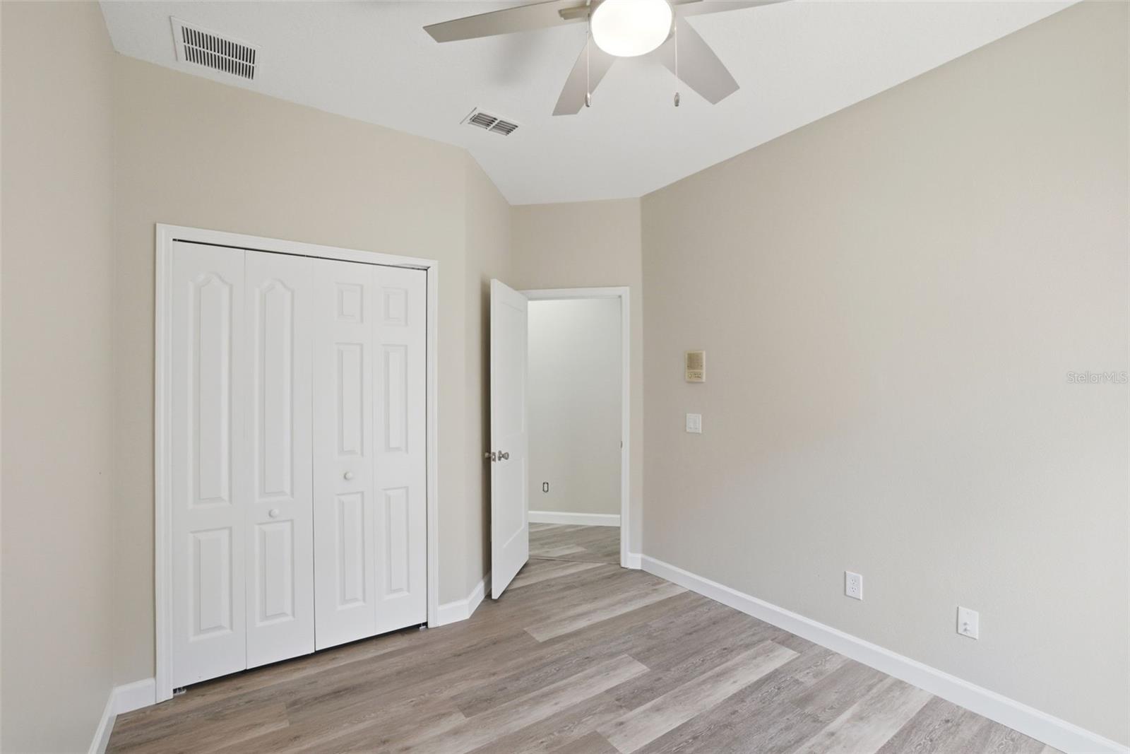 1212 LONGVILLE CIR, TAVARES, FL, 32778