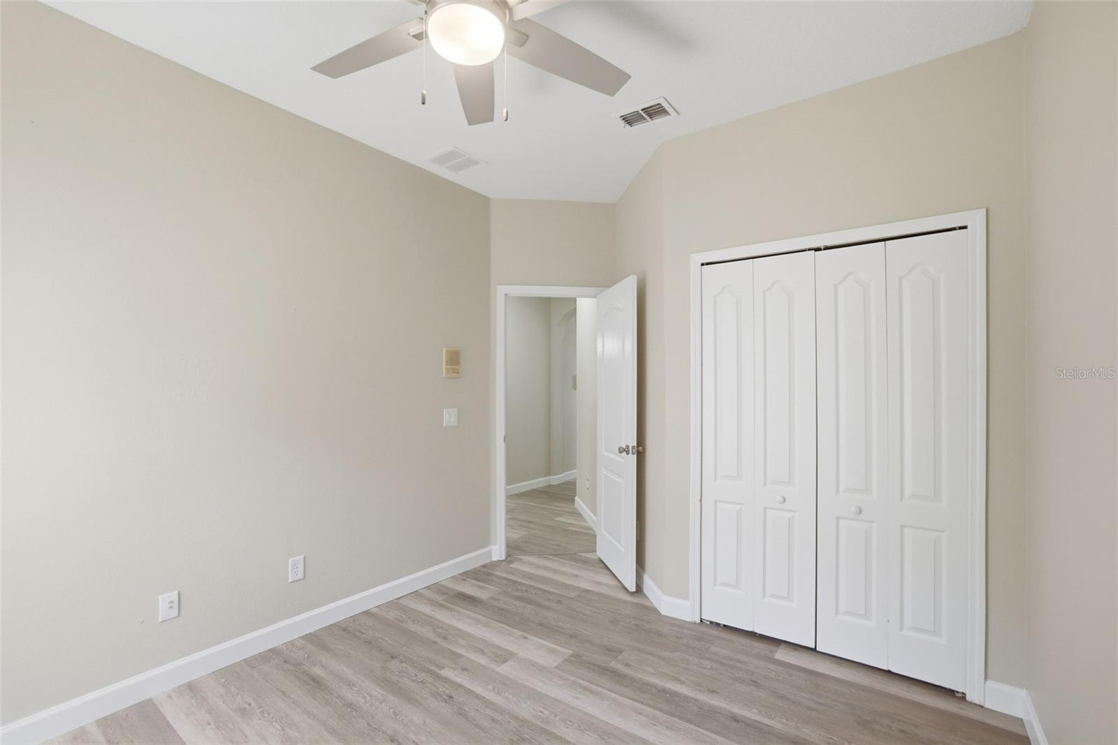 1212 LONGVILLE CIR, TAVARES, FL, 32778